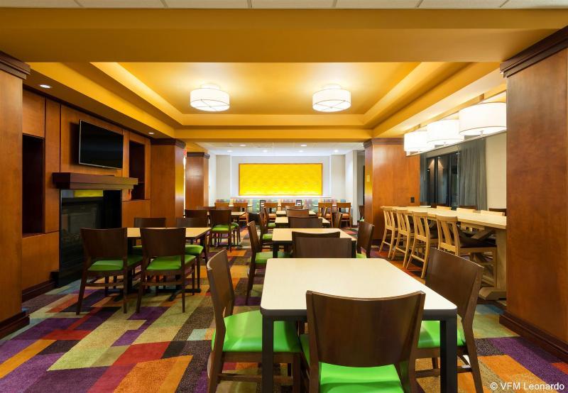 Fairfield Inn & Suites Louisville Downtown Exteriér fotografie